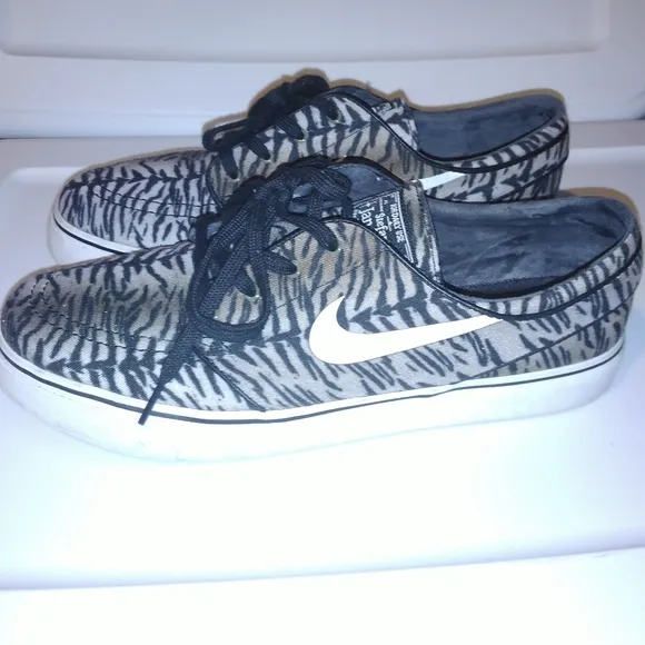 Nike Zoom Stefan Janoski Skateboard Shoes