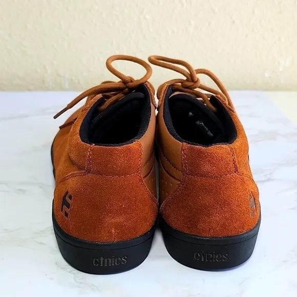 NWOT Etnies Brandon Semenuk Skateboard Shoes.