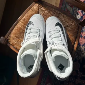 NWOT Nike Men’s Alpha Huarache Elite 4 Baseball Shoes Size 16