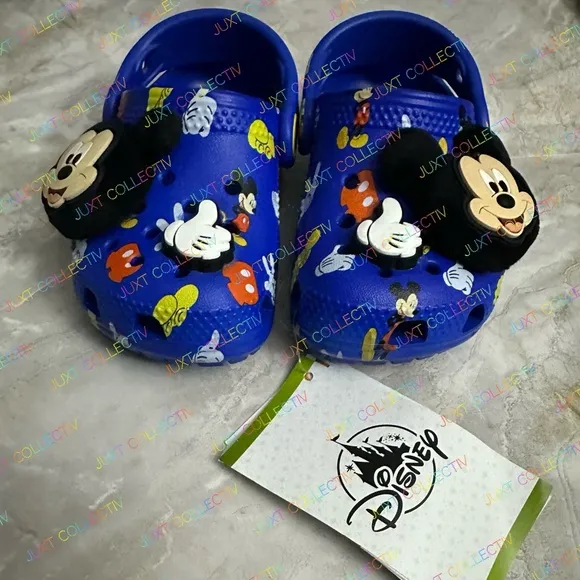 NWT Crocs Disney Park Mickey Mouse Classic Kids Clogs