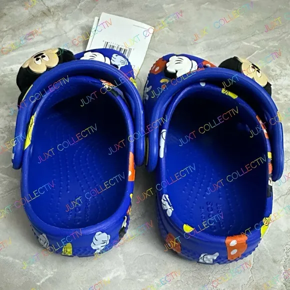NWT Crocs Disney Park Mickey Mouse Classic Kids Clogs