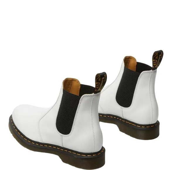 NWT!! DOC MARTENS-WOMEN’S 2976 ALL WHITECANVAS SMOOTH LEATHER CHELSEA BOOTS 10
