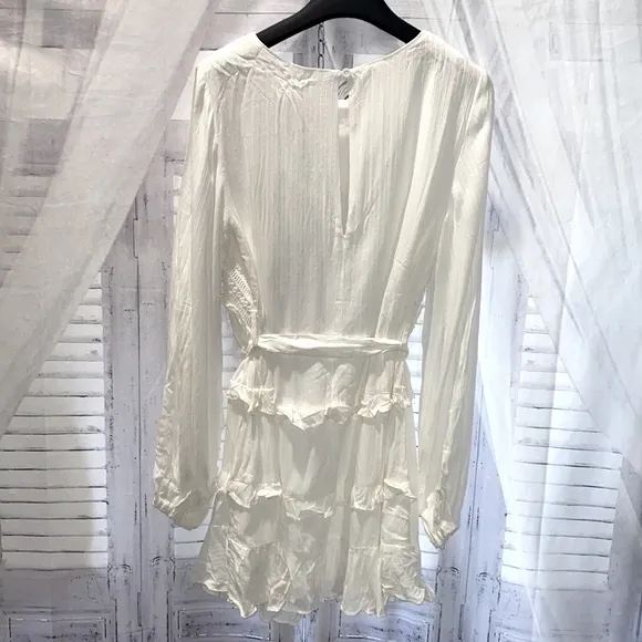 NWT Hello Molly White Scoop Neck Long Sleeve Dress