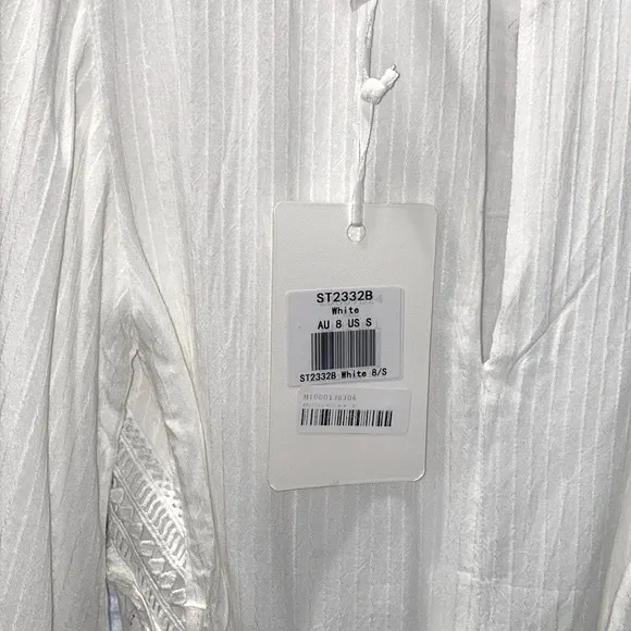 NWT Hello Molly White Scoop Neck Long Sleeve Dress