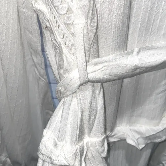 NWT Hello Molly White Scoop Neck Long Sleeve Dress