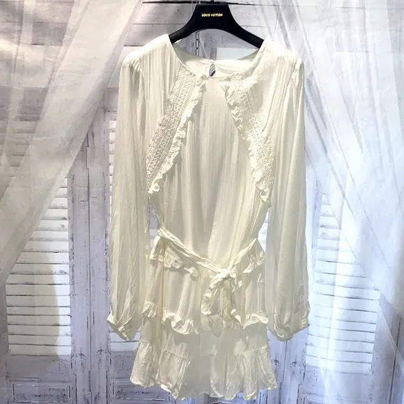 NWT Hello Molly White Scoop Neck Long Sleeve Dress
