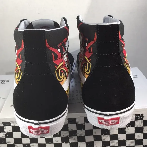 NWT Vans SK8 Hi Top Skateboard Shoes with Hot Rod Santa Design Men’s 9.5