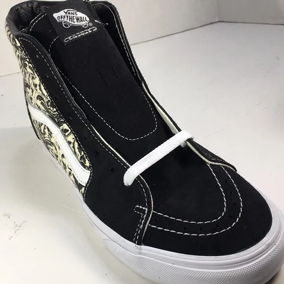 NWT Vans SK8 Hi Top Skateboard Shoes with Skull Tapestry Pattern Men’s 10