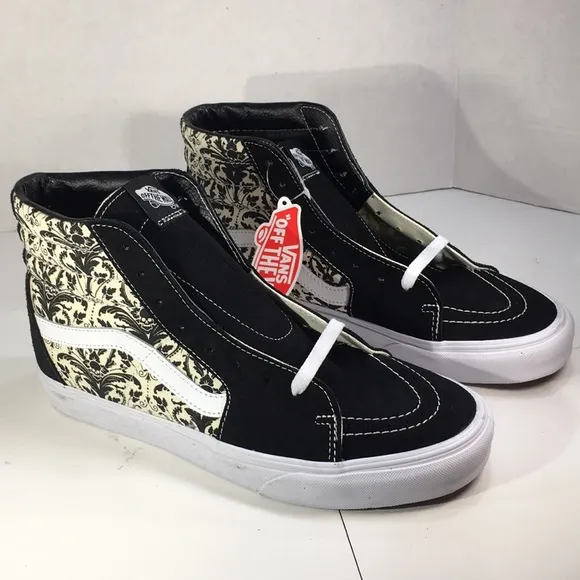 NWT Vans SK8 Hi Top Skateboard Shoes with Skull Tapestry Pattern Men’s 10