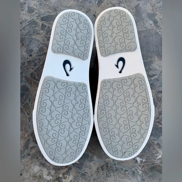 OluKai Pehuea Li Cloudy Women Sz 9.5 Casual Sneakers Mesh Convertible Shoes