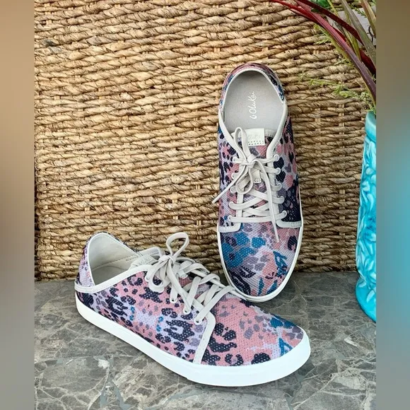 OluKai Pehuea Li Cloudy Women Sz 9.5 Casual Sneakers Mesh Convertible Shoes
