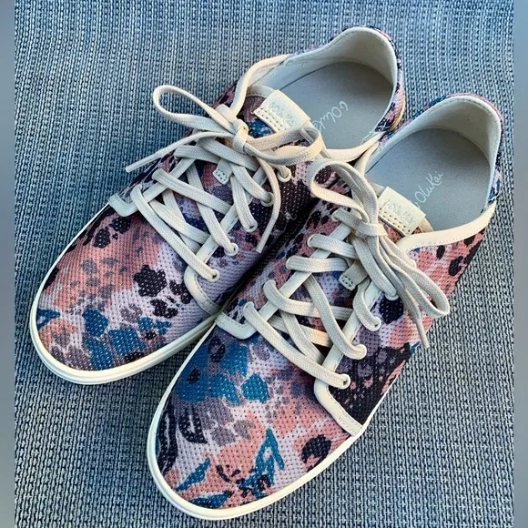 OluKai Pehuea Li Cloudy Women Sz 9.5 Casual Sneakers Mesh Convertible Shoes