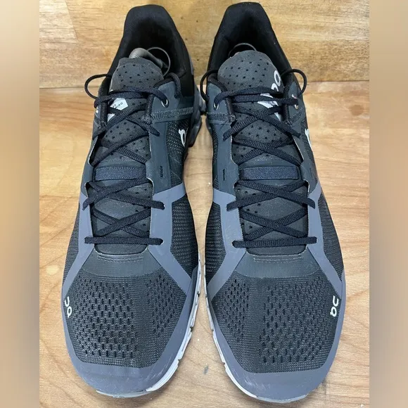 On CloudFlow REFLECTIVE Mens Size 12 Running Shoes Sneakers Black Gray