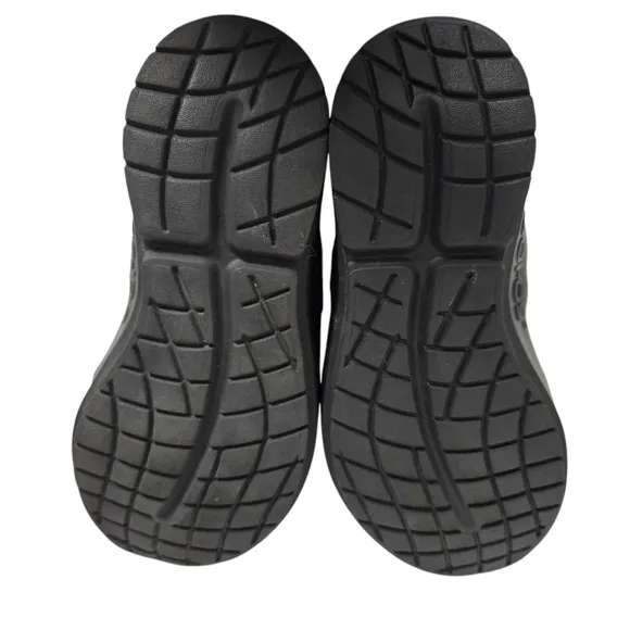 OOFOS OOmg eeZee Low Shoes Women 7.5 Gray Black Slip-On