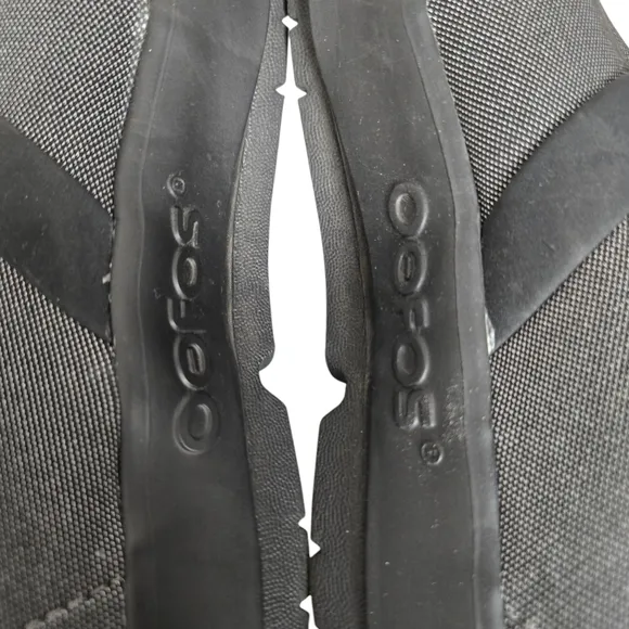OOFOS OOmg eeZee Low Shoes Women 7.5 Gray Black Slip-On
