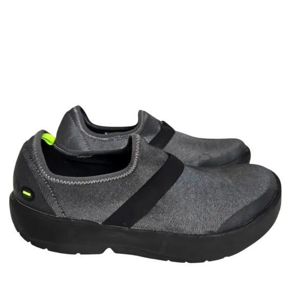 OOFOS OOmg eeZee Low Shoes Women 7.5 Gray Black Slip-On