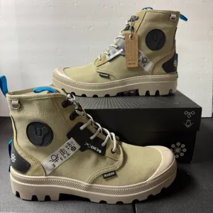 Palladium pampa witch green dune beige boots men 12, women 10.5‎