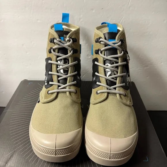 Palladium pampa witch green dune beige boots men 12, women 10.5‎