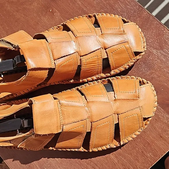 Pikolinos Tarifa leather sandals size 42