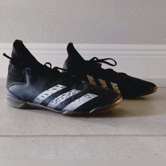 Predator FREAK.3 Indoor Soccer Shoes
