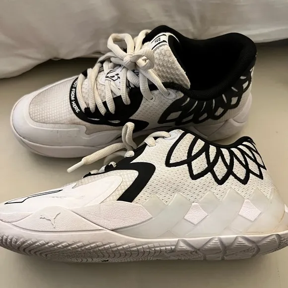 Puma Lamelo Ball MB01 Lo Kids size 6