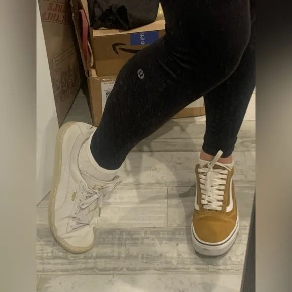 PUMA Off White Suede Leather Classic Shoes Sneakers Women