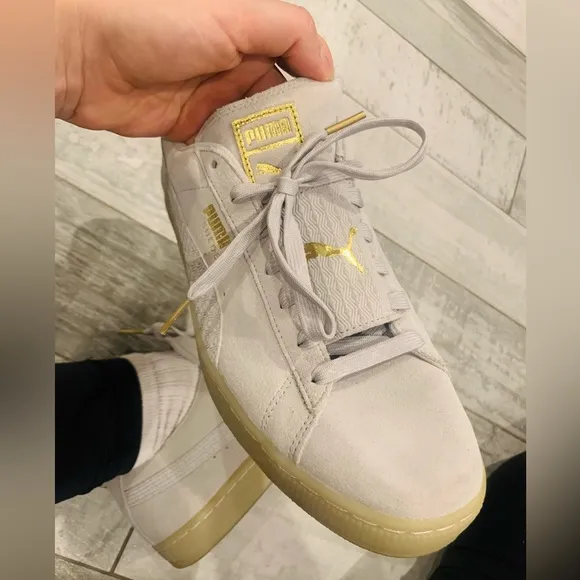 PUMA Off White Suede Leather Classic Shoes Sneakers Women