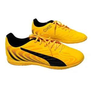 Puma One Soccer Football Indoor Trainers Athletic Shoes Mens Size 9 Yellow