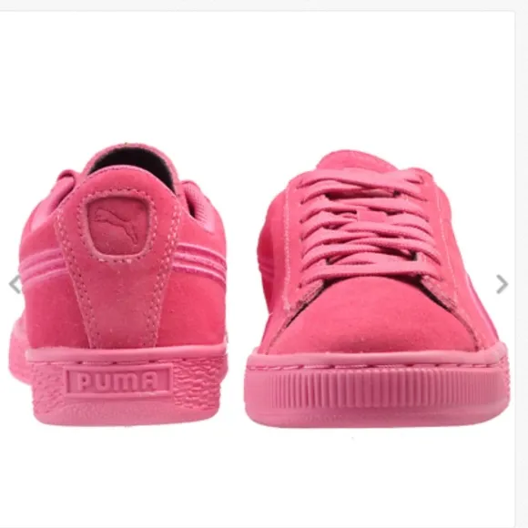 Puma Suede Classic Badge JR Big Kids Pink Size 6