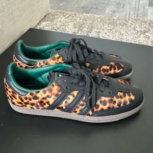 RARE NEW Adidas Samba OG Cheetah Leopard Black Green Womens 8 Mens 7 Sneakers