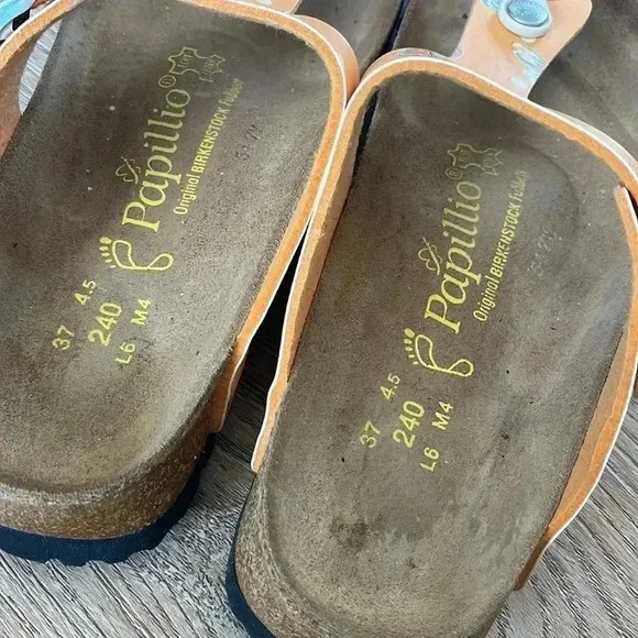 Rare 🦋Papillio Birkenstock Gizeh orange butterfly print Sandals Euro 37 (6-6.5)