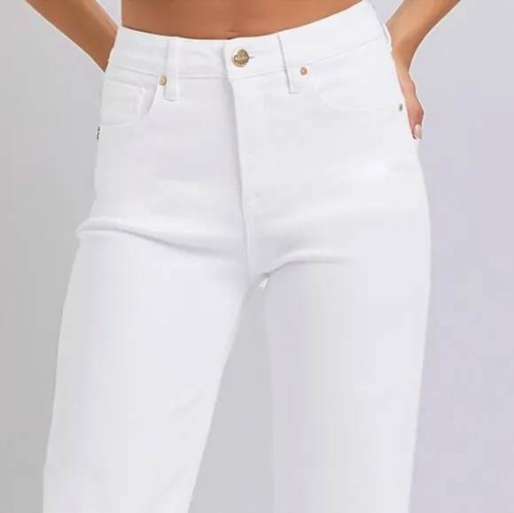 RISEN High-Rise Classic Straight Leg Relaxed Boyfriend Jeans Relaxed White Denim