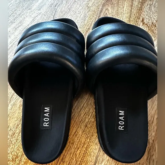 ROAM Puffy Sandals Black Vegan Leather