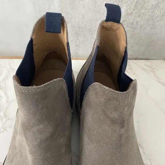Rodd &amp; Gunn Chelsea Boots Men Sz 44 (US 11) Grey Suede