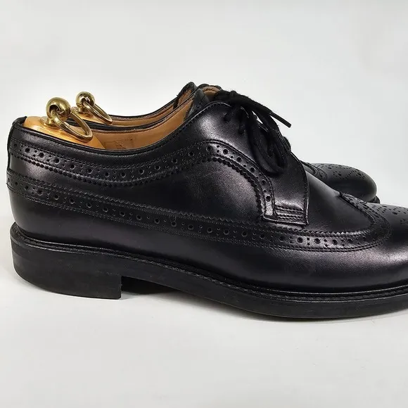 Russell &amp; Bromley Dress Shoes Men 10 Leather Long Wingtip Brogue Oxford Lug Sole
