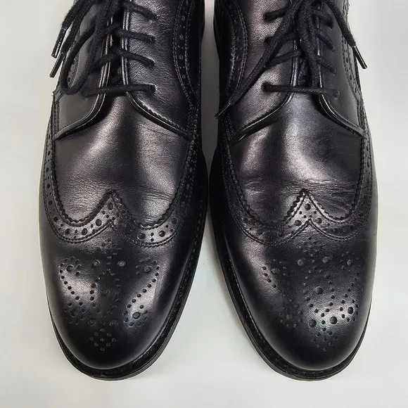Russell &amp; Bromley Dress Shoes Men 10 Leather Long Wingtip Brogue Oxford Lug Sole