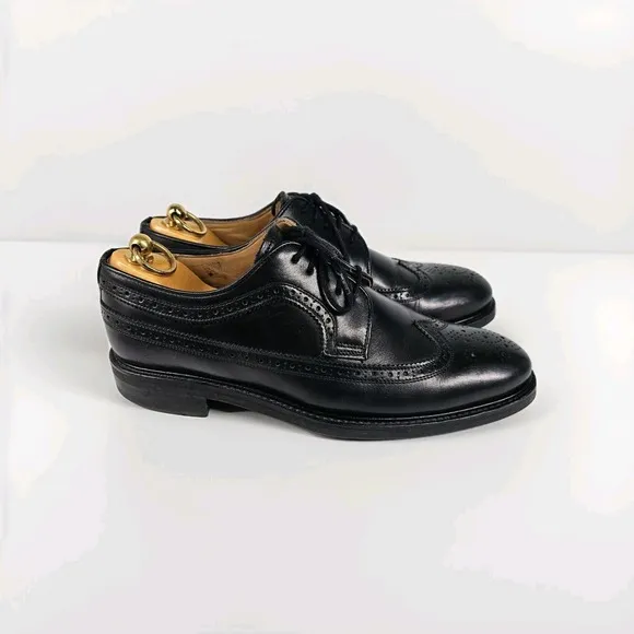 Russell &amp; Bromley Dress Shoes Men 10 Leather Long Wingtip Brogue Oxford Lug Sole