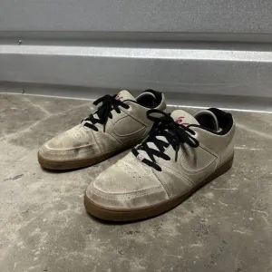 éS Accel Slim‎ Skateboard Shoes Men's Size 9.5 Tan ES Rare Ever Stitch