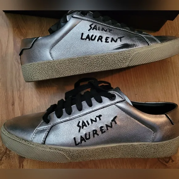 Saint Laurent  Court Classic shoes metallic silver **Read details**