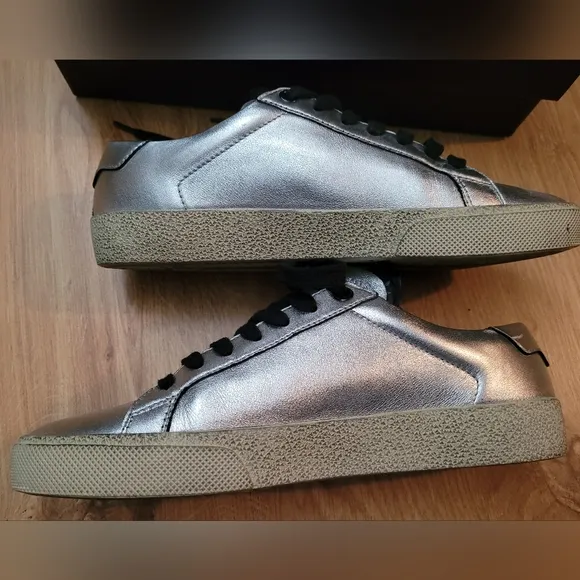 Saint Laurent  Court Classic shoes metallic silver **Read details**