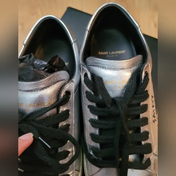 Saint Laurent  Court Classic shoes metallic silver **Read details**