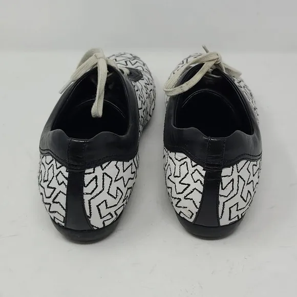 Salvatore Ferragamo For  Yohji Yamamoto Lala Sneakers Black And White Size 7