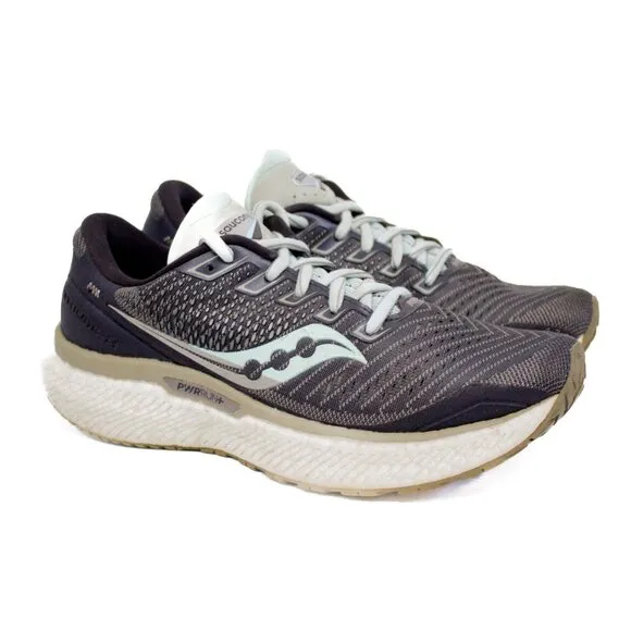 Saucony Women’s Triumph 18, Gray Running Shoes, Size 7.5