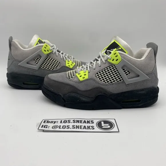 Size 5y- (GS)Jordan 4 Retro SE Mid Neon 95 (CT5343-007)
