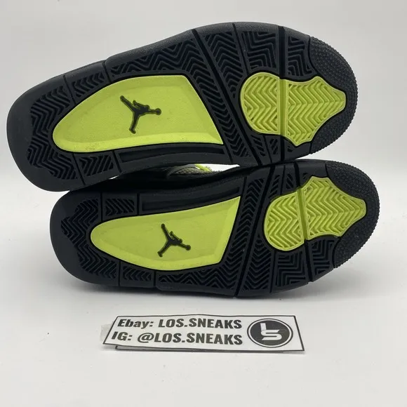 Size 5y- (GS)Jordan 4 Retro SE Mid Neon 95 (CT5343-007)
