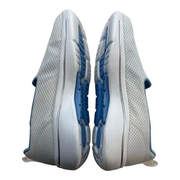 Skechers Womens Go Walk Arch Fit Slip-On Walking Shoes White Light Blue Size 5.5
