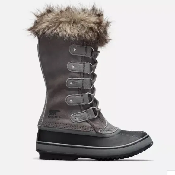 Sorel Joan of arctic women’s waterproof furry boot size 6