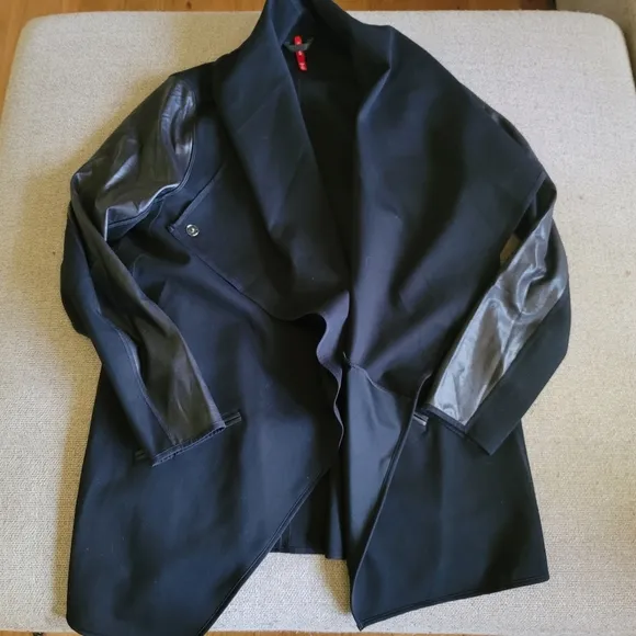 SPANX Faux Leather Convertible Jacket Black Cardigan Long Sleeve Drape Wral