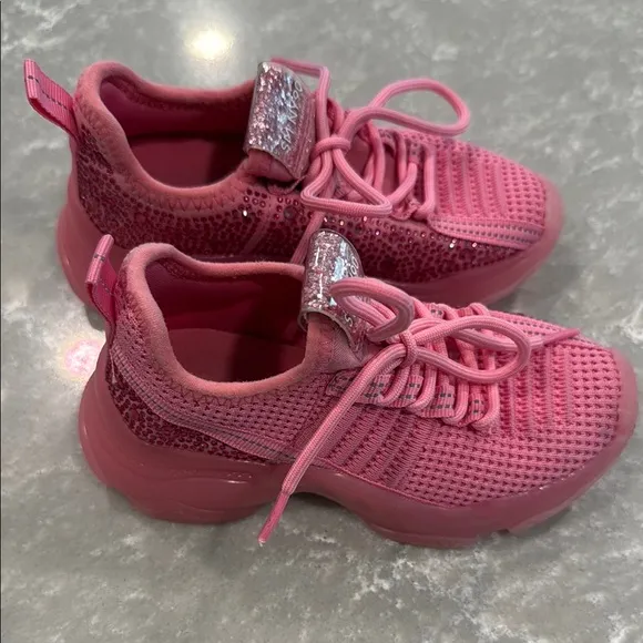 Steve Madden Neon Pink Rhinestone Sparkle Knit SM NY90 Sneakers EUC