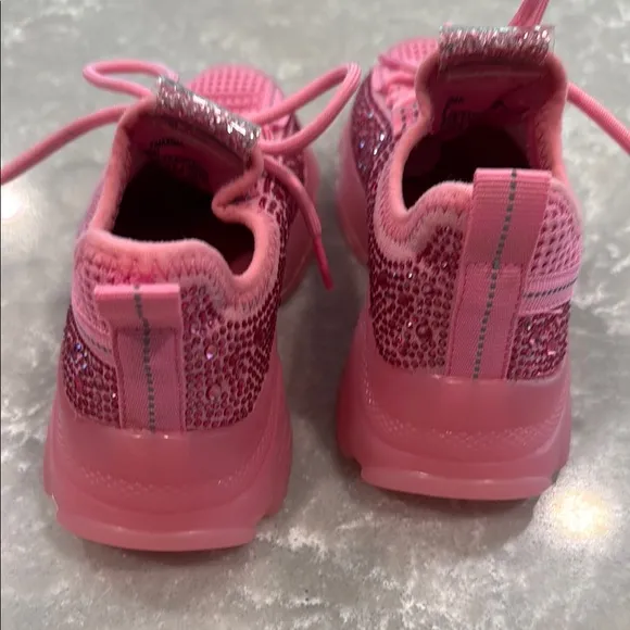 Steve Madden Neon Pink Rhinestone Sparkle Knit SM NY90 Sneakers EUC
